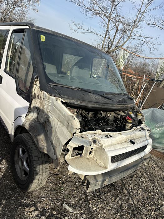 Ford Transit на части