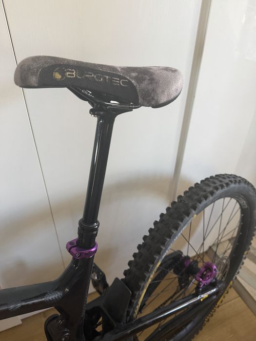 Nukeproof giga 2023