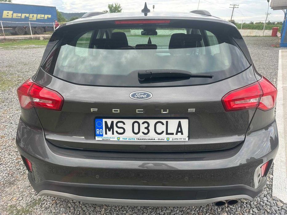FORD Focus 2020 — imagine 4