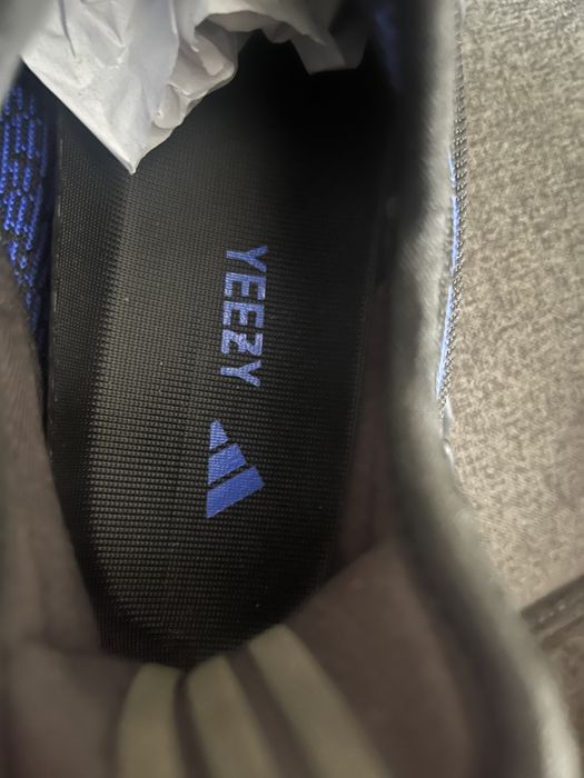 Yeezy 43 Boost 350 V2 Dazzling