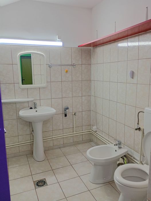 Închiriez Garsoniera