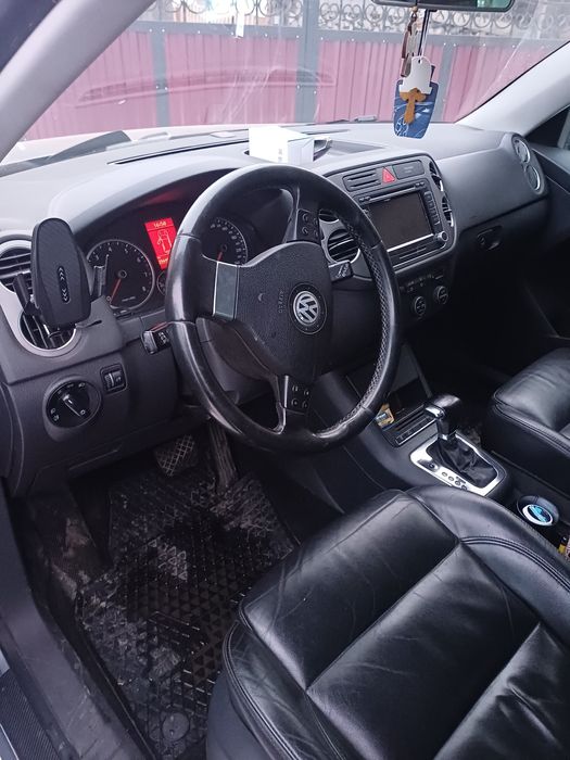 Vînd wolsvagen tiguan