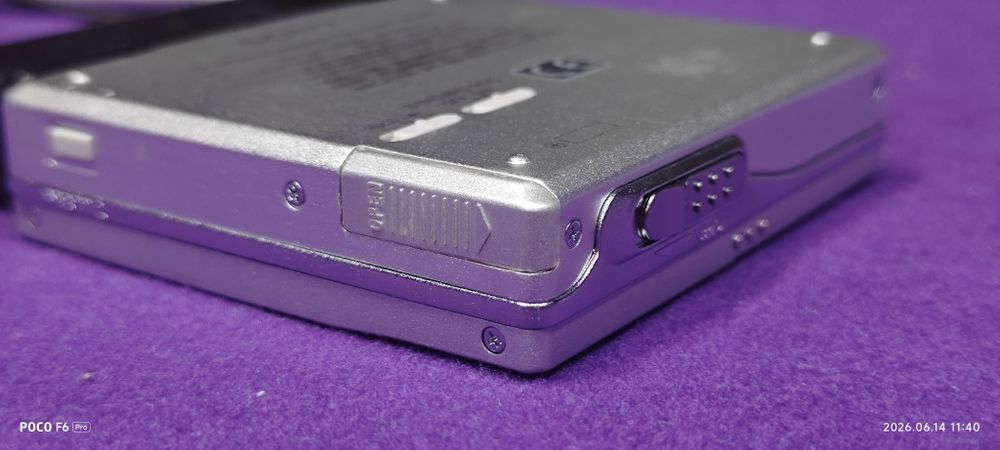 MD Sony MZ-R90 в идеальном состоянии.