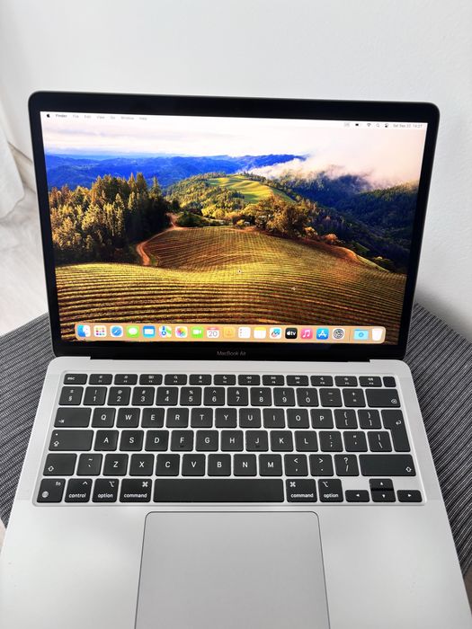 Apple Macbook M1