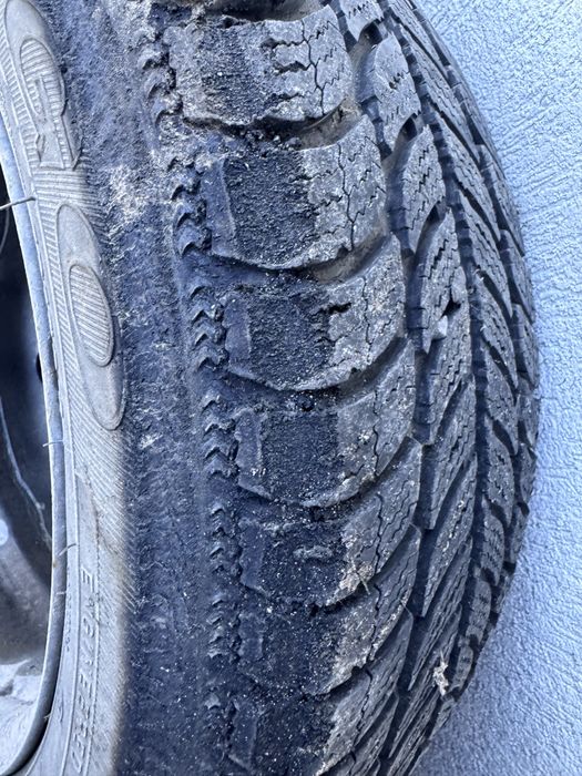 Set roti jante  anvelope iarna 185 65 R15 DOT 2022 Fiat Linea 4X98