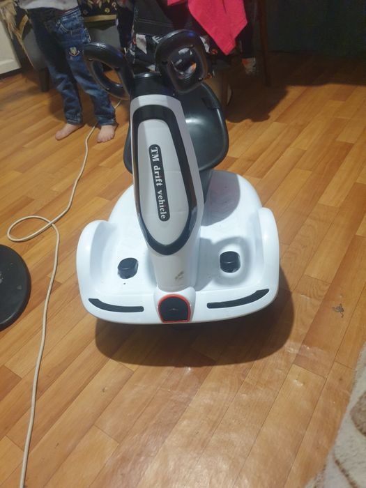 Продам электронный машинку