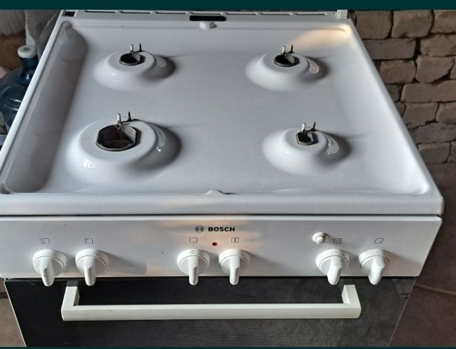 Срочно продается газ плита  Bosch
