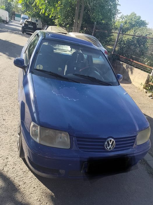 Vând vw polo 2001