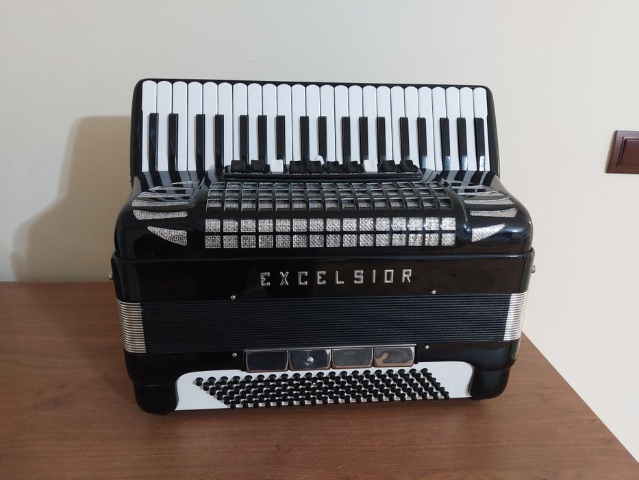 Acordeon excelsior