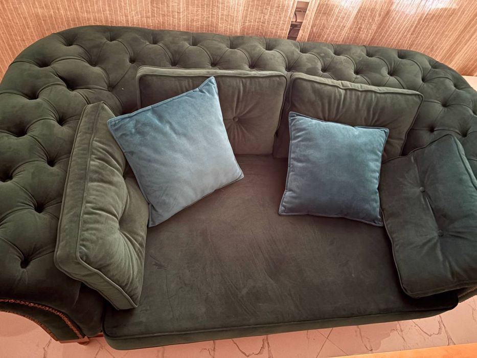 Роскошный винтажный диван