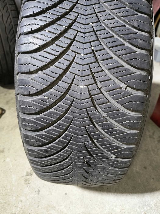 Гуми  G o o d y e a r  225/55 R 17