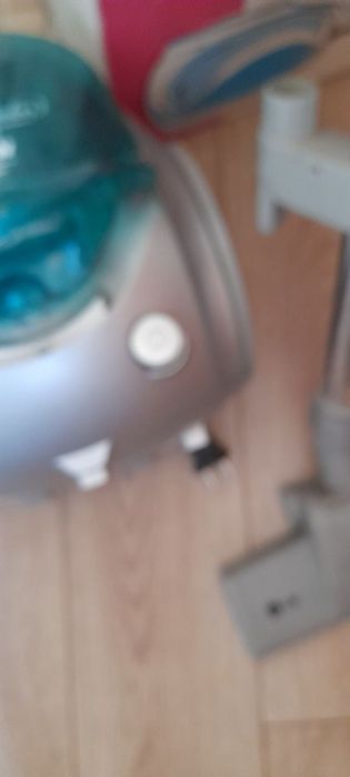 Пылесос  LG продаётся