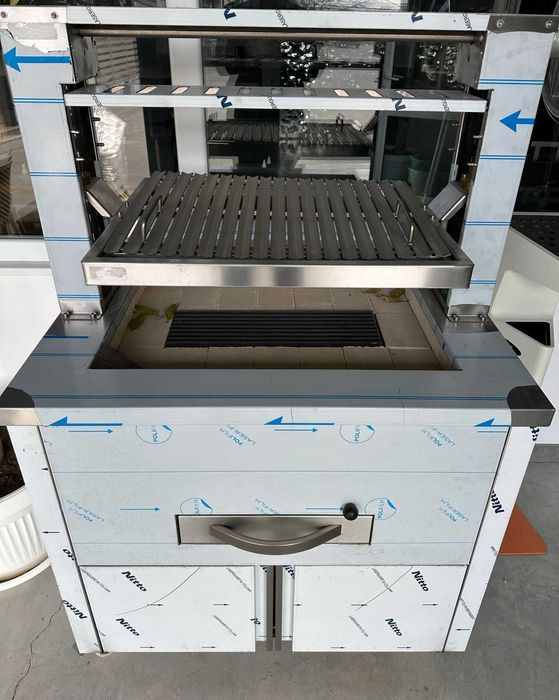 БАРБЕКЮ / СКАРА на дървени въглища с Асансьор