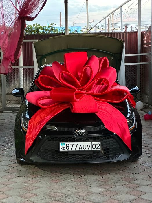 Бантик для авто в аренду.Банты и тенты в прокат. Бант на машину Декор ...