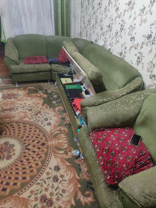 Мягкий уголок гостиный