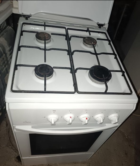 Газ плиту продаю