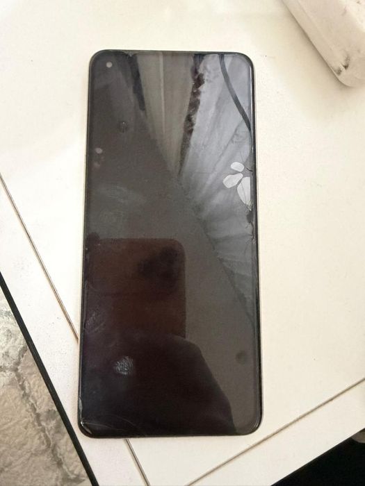 Продам OPPO Reno 7