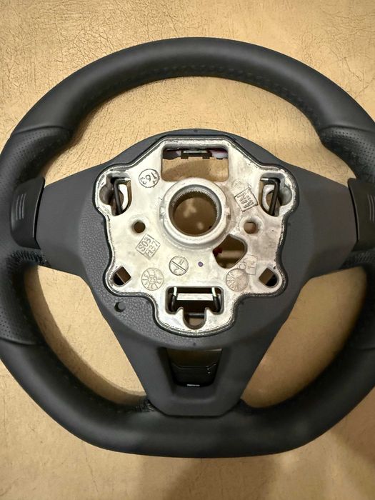 Волан R и еърбег/airbag за VW/Фолксваген-оригинални,чисто нови