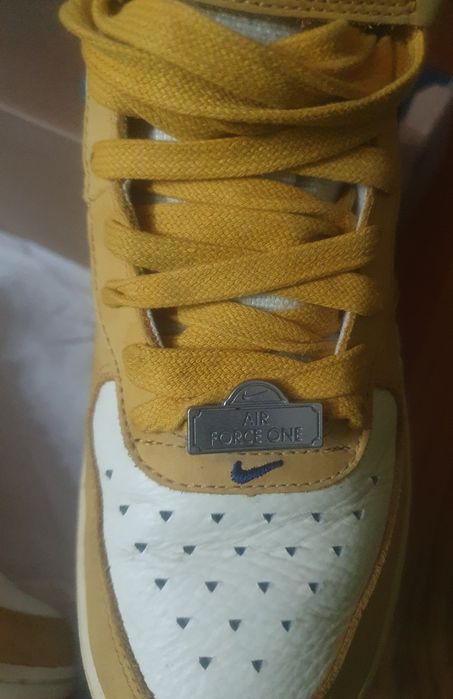 Air Force 1 Mid Paris