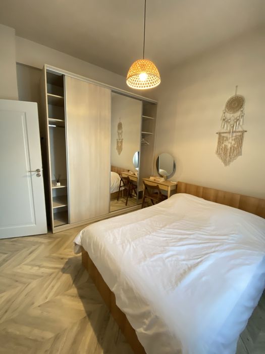 Vand apartament 2 camere sector 3/Universitate