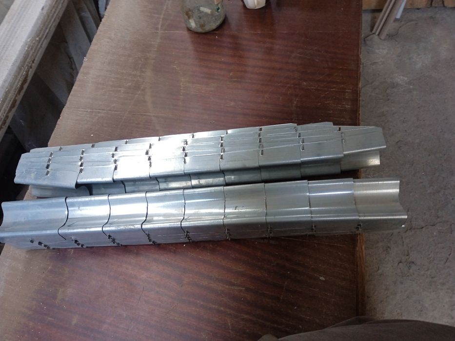 Соединитель удлинитель профиля