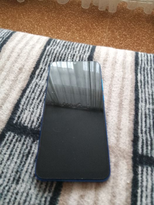 Редми 9а срочно.