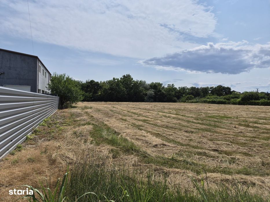 Teren de construit 3000mp, acces ușor, utilități, Focsani, Sud, E85