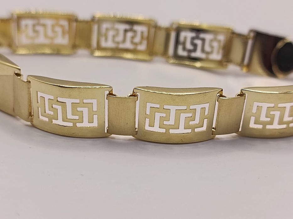 Златна гривна 10.88 гр. 14к проба 585 / 22 см.