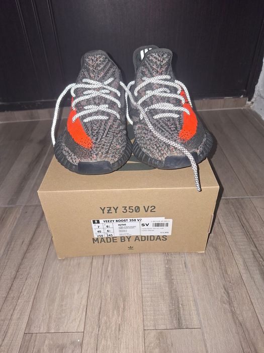 Vand Yezzy 350 carbon beluga