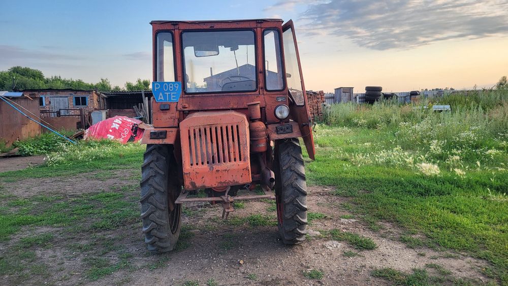 Продам трактор Т-16