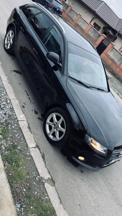 AUDI A4 2010 — imagine 3