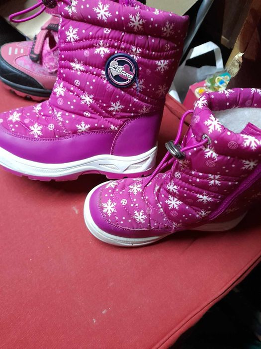 Încălțăminte iarnă mărimea 29