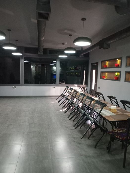 Сдается в аренду помещение 185 кв.м. на гастрономической улице.