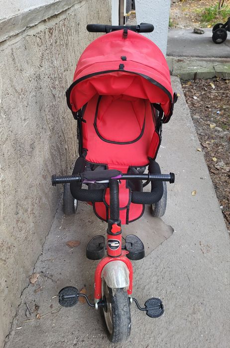 Трехколесный велосипед