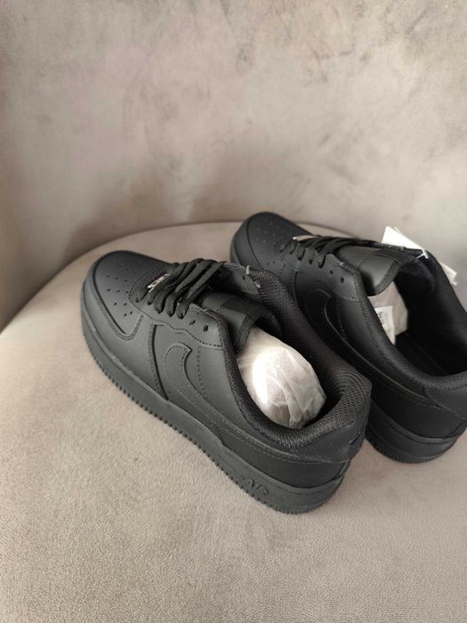 Маратонки NIKE AIR FORCE 1
