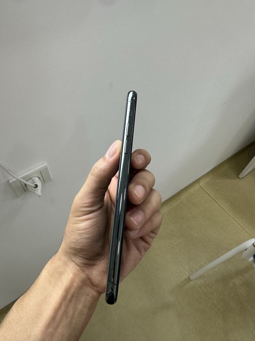 Apple 11 max 256