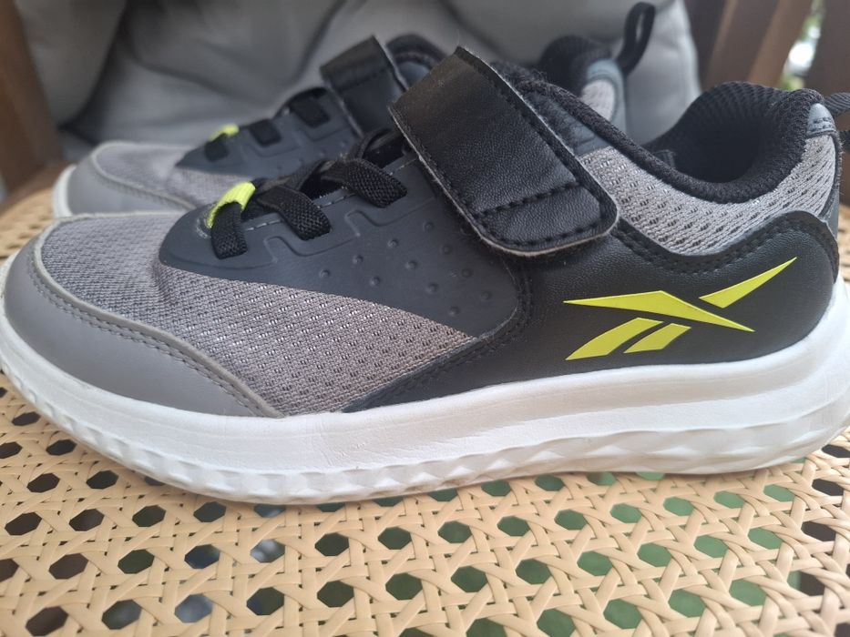 Маратонки Reebok 31 размер