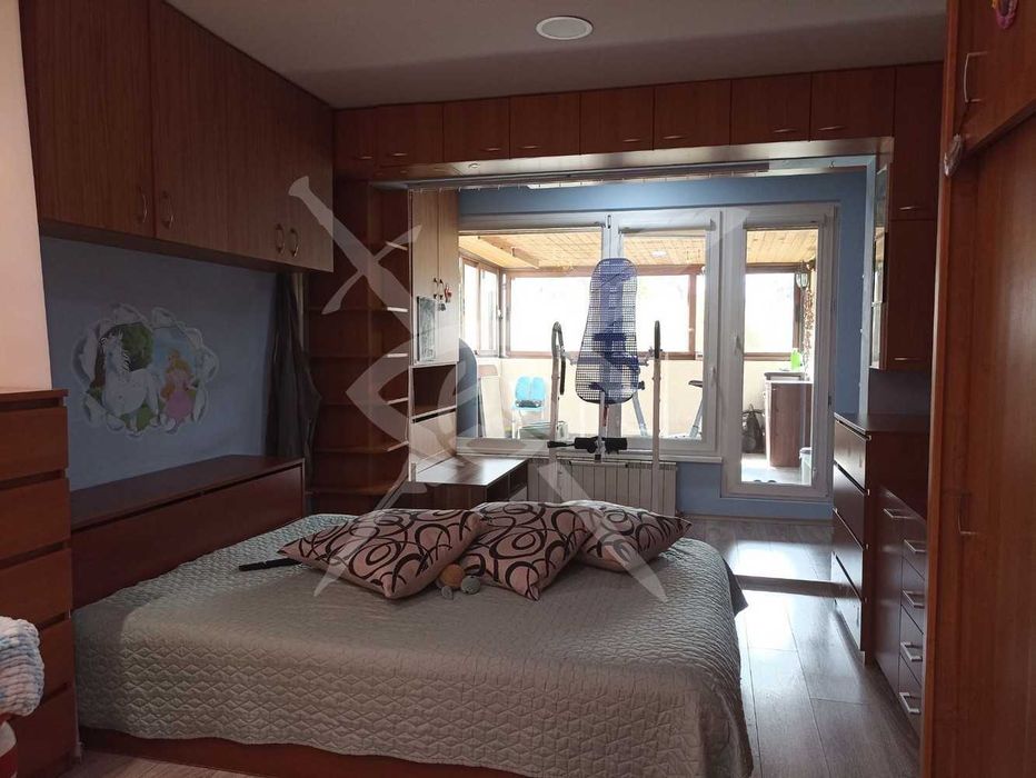 Продава се Двустаен апартамент в София, Младост 1А - 70 кв.м за 1999 €/кв.м - Снимка #5