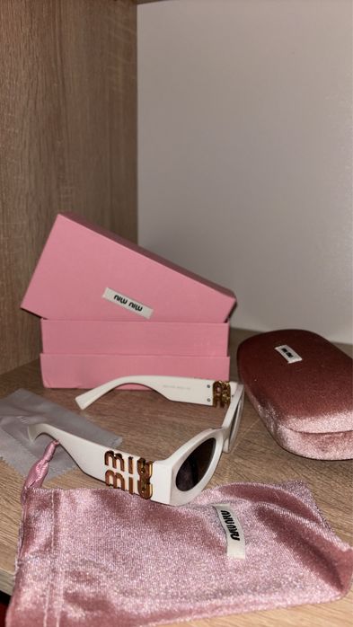 Ochelari de soare Miu miu