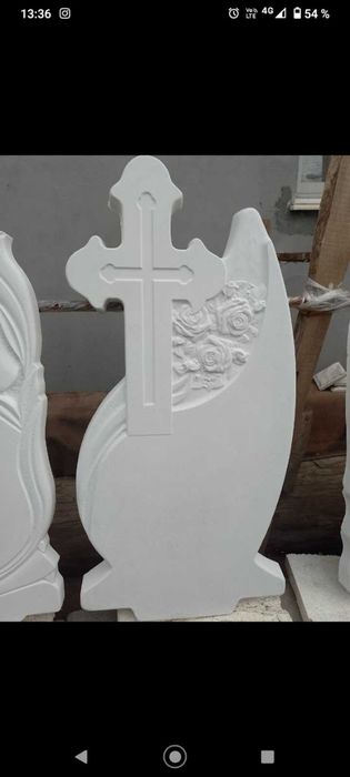 Cruci din ciment alb cu praf de marmura  !