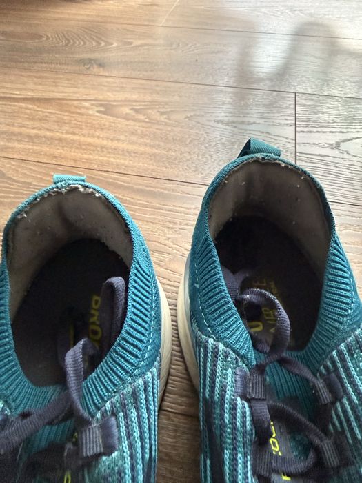 Brooks adidasi barbati 45.5