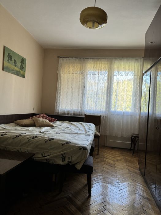 Апартамент в идеален център