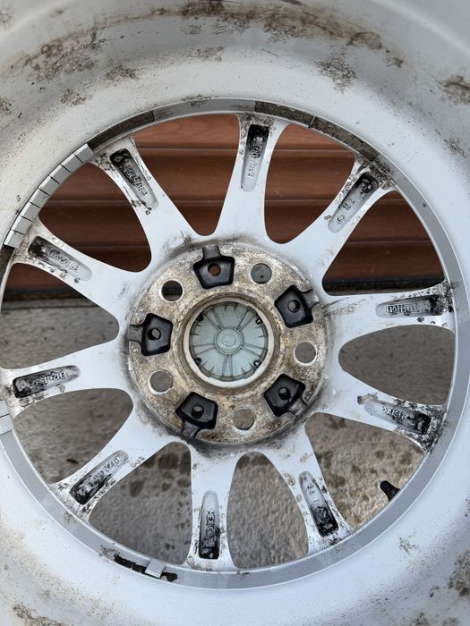 Jante + caucucuri BMW 225/60/R17 / 5x120 / Style 304