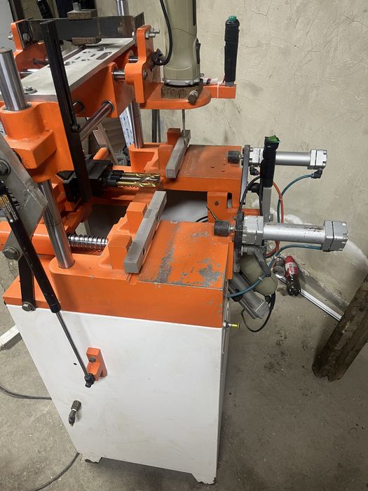 Станок пластиковый окно.