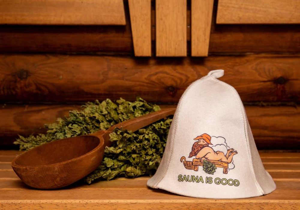 Вълнена шапка за сауна "Sauna is good" от 100% вълна