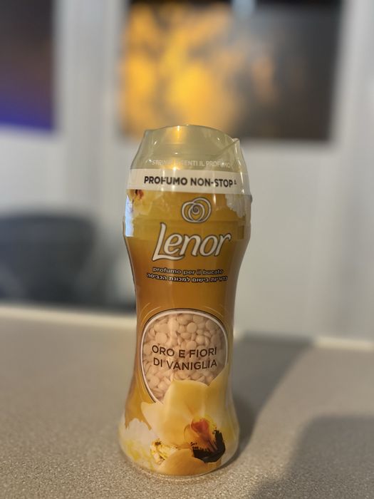 Перли Lenor аромат – златна ванилия