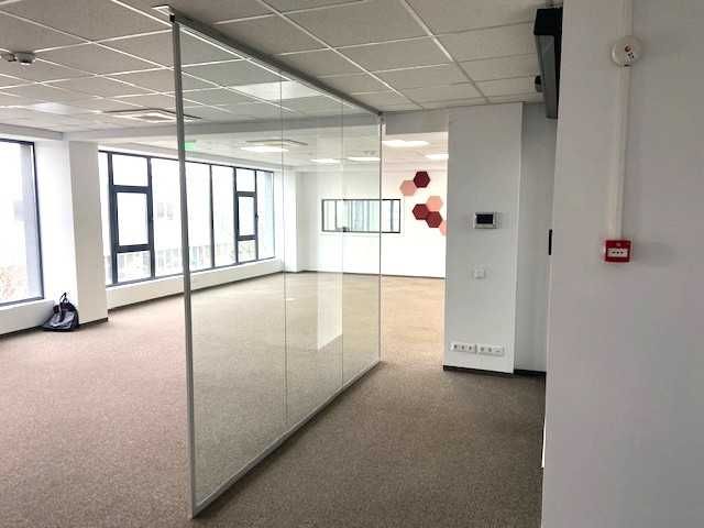 Birouri clasa A, 280 mp, str Stefan cel Mare, locuri de parcare inclus
