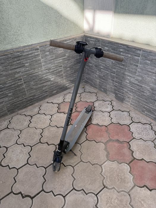 Электросамокат Hiper slim vx561