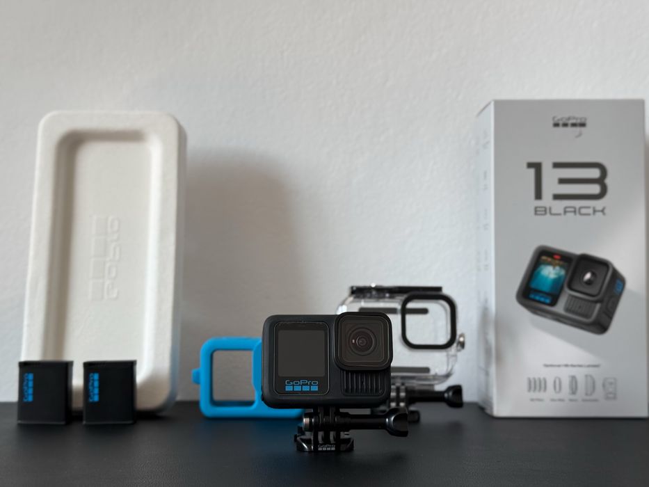 Camera video sport GoPro Hero 13 Black 5.3K 60FPS – stare impecabilă, ca nouă + accesorii gen Dji Action / Insta X4 X5