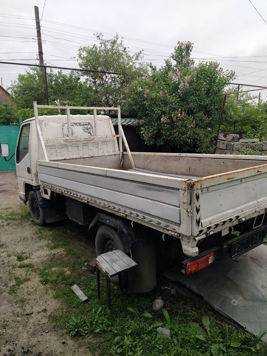 Подам автомобиль JMS 2006 ГВ. Двигатель 2.8